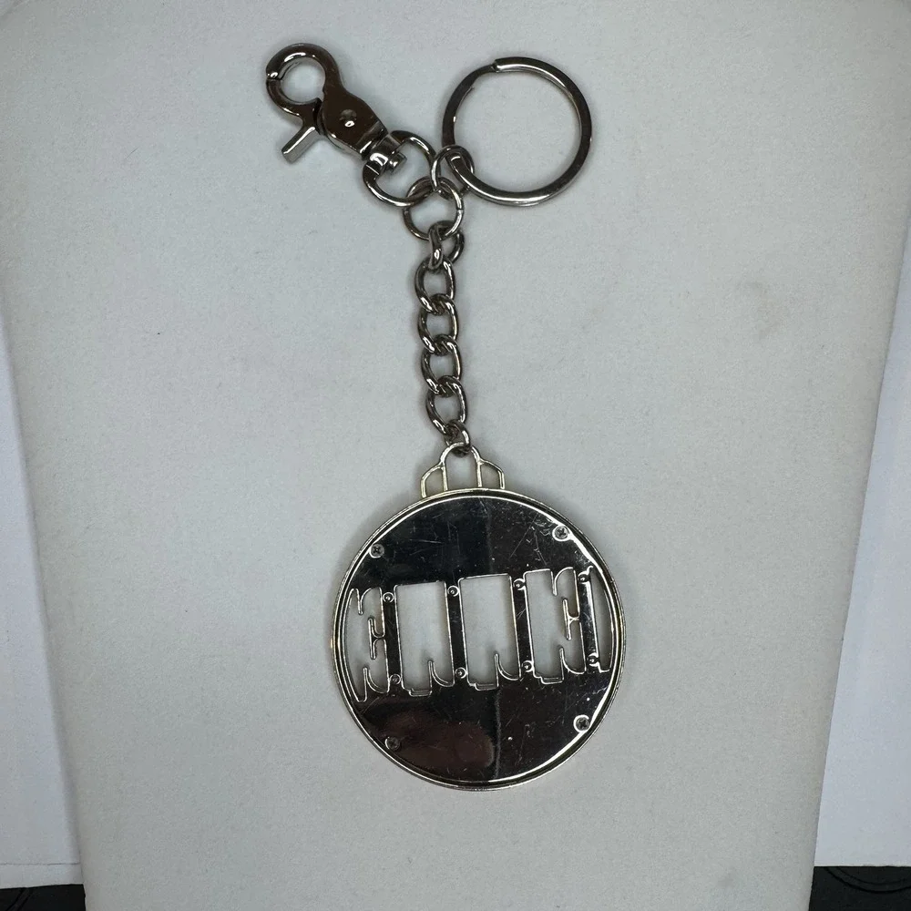 Elle Logo‎ KEY FOB Purse CHARM Gold-tone Circle 2.25